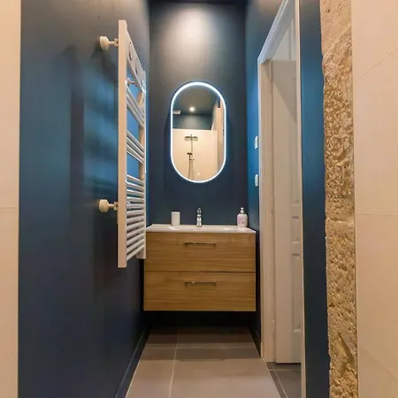 L'atre Des Ducs, Au Centre Historique De La Dijon